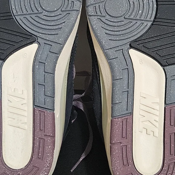 Nike Air Jordan 2 Retro/Women's/Off Noir/ Mauve/DX4400-005/size 9.5